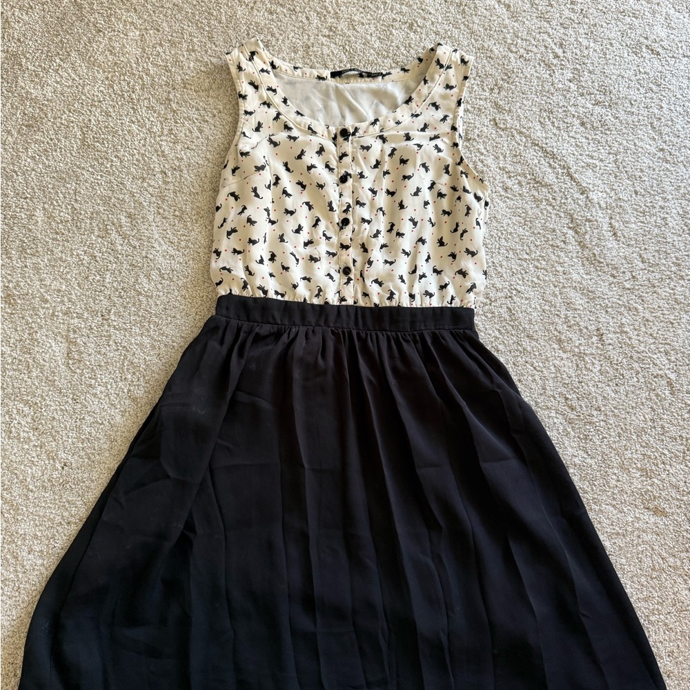 Doe & Rae Black and White Top
